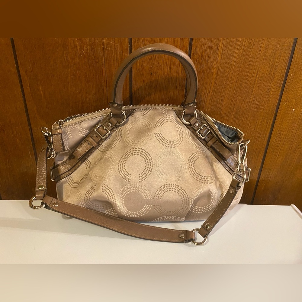 Coach Purse NWT - Picture 2 of 6